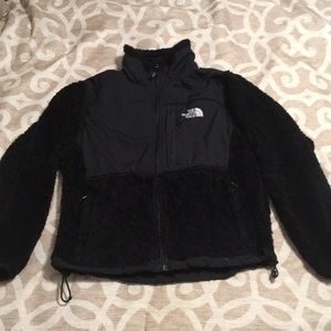 GUC Women’s Black The North Face Fuzzy Fleece coat